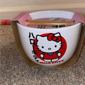 Hello Kitty Noodle Bowl with Chopsticks